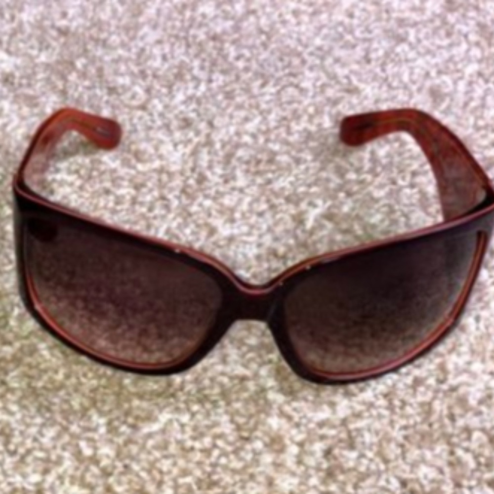 Marc Jacobs Red Sunglasses with Case